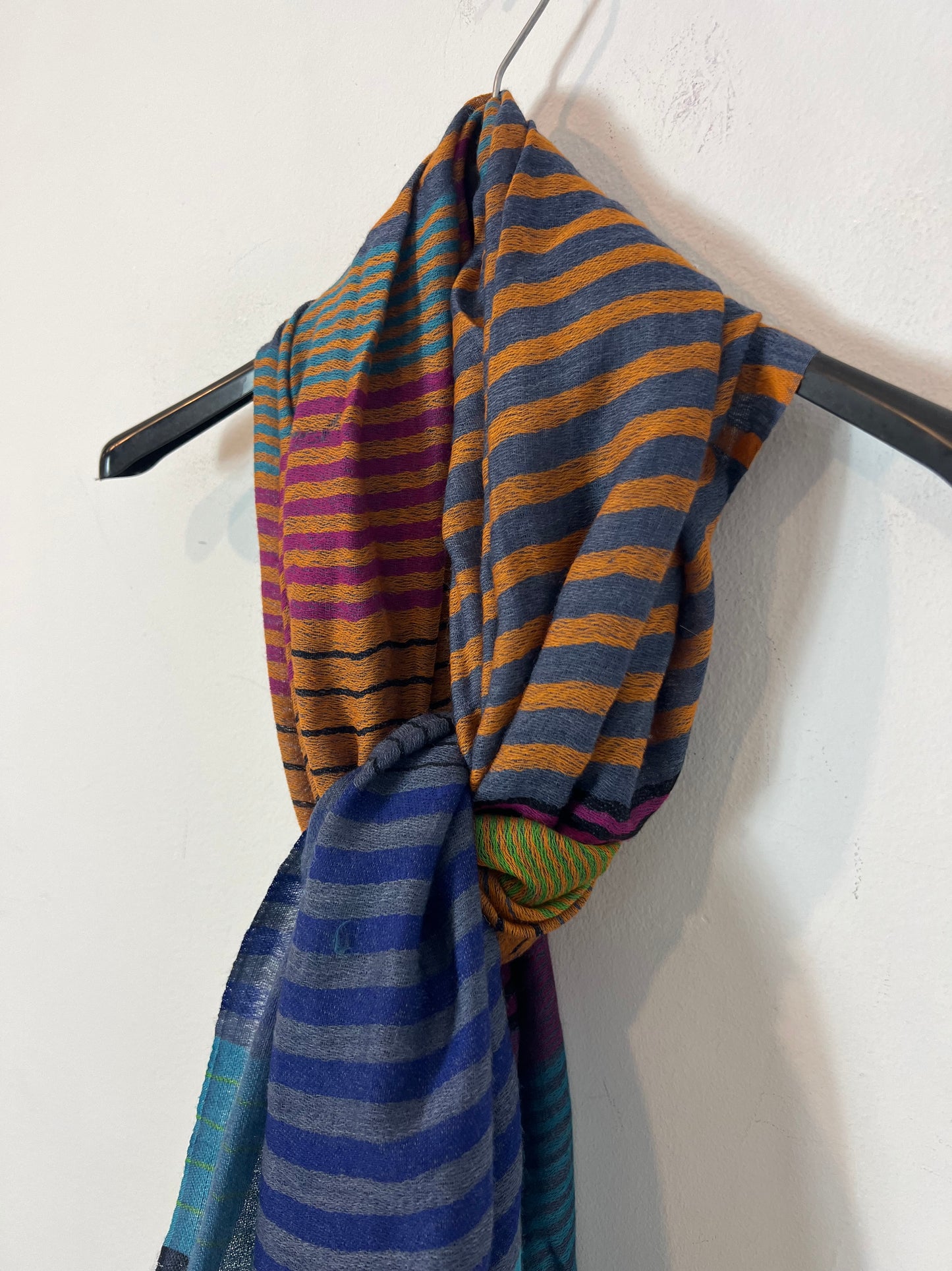 ZRISYS. Blue striped wool scarf