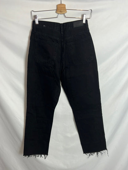 MANGO. Straight black denim with fringing. T 36
