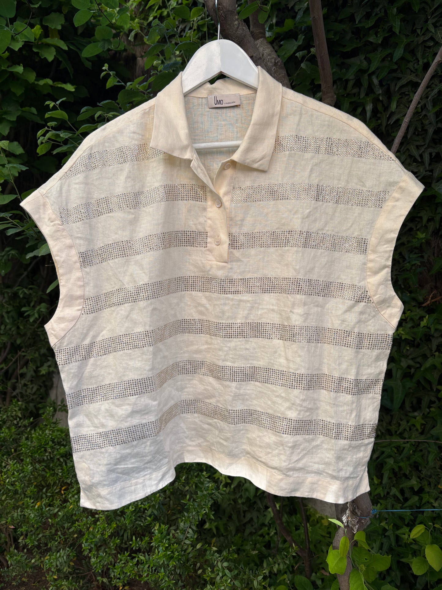 UMO. Blusa lino detalles brillo