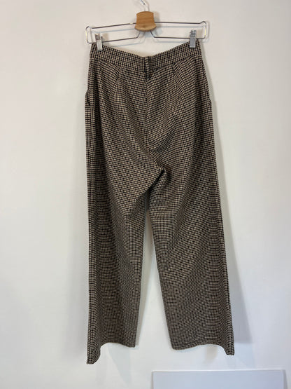 OTHERS. Brown houndstooth trousers size 36