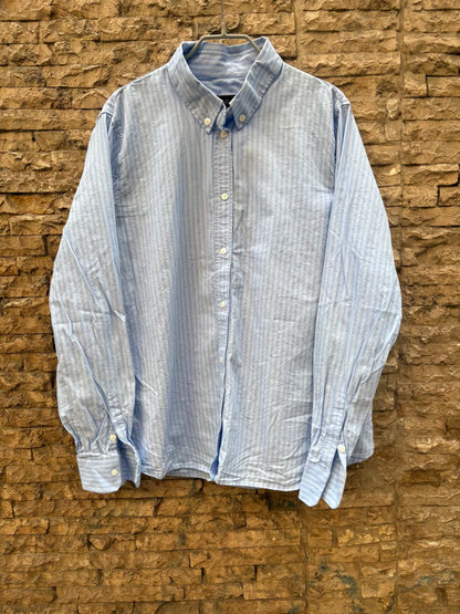 ZARA. Camisa azul rayas