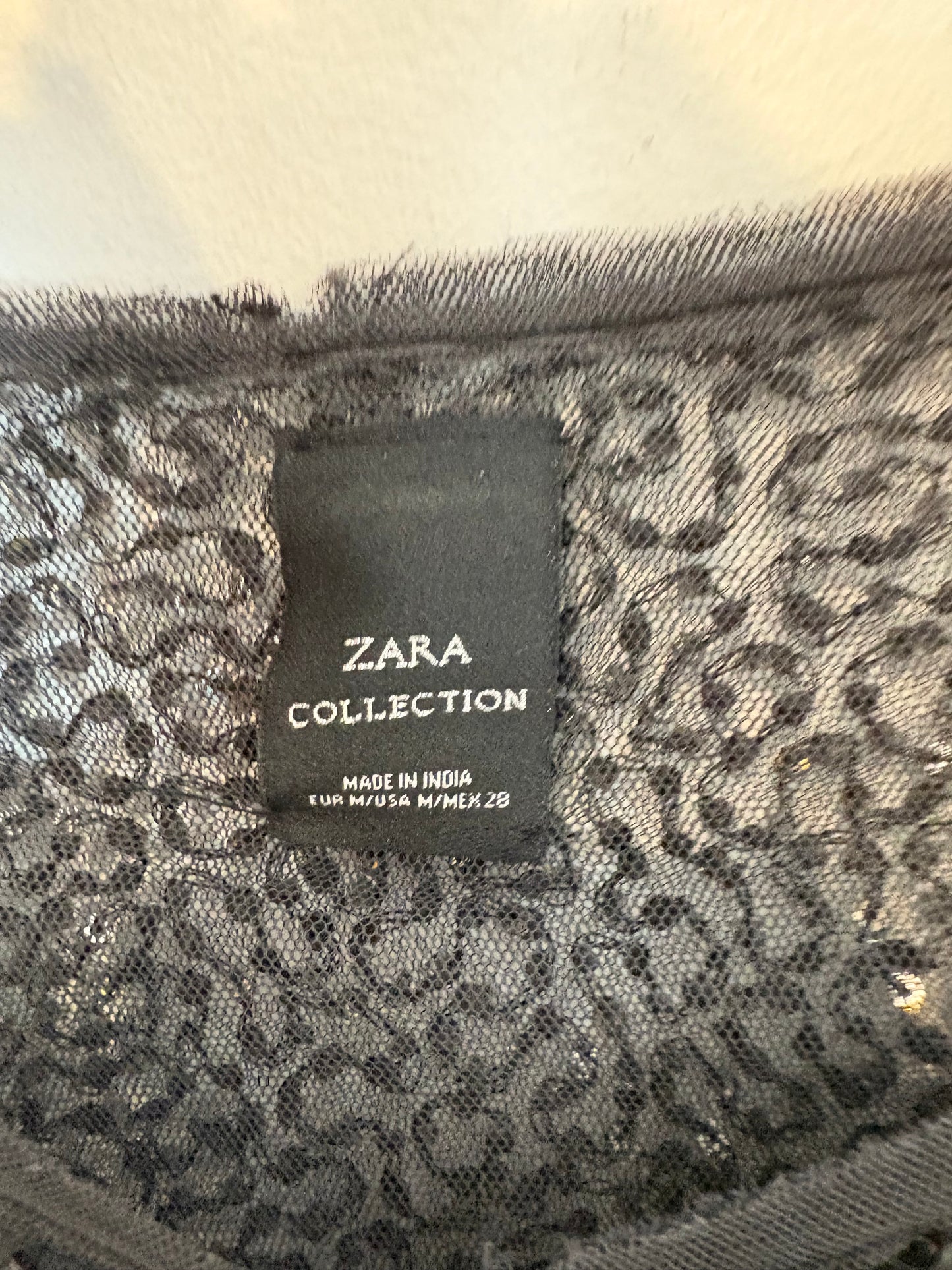 ZARA. Chaqueta lentejuelas mini. T M
