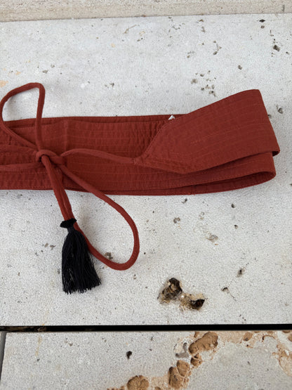 MARE DI LATTE. Fabric cauldron belt. YOUR