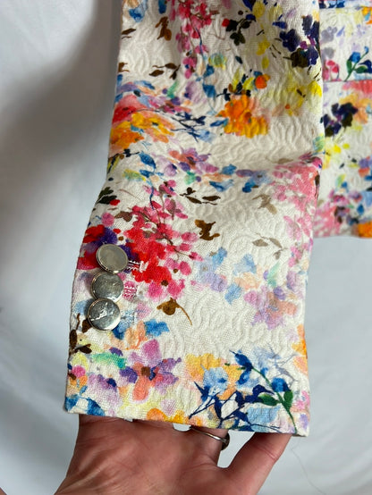 ZARA. Blazer textura flores. T M