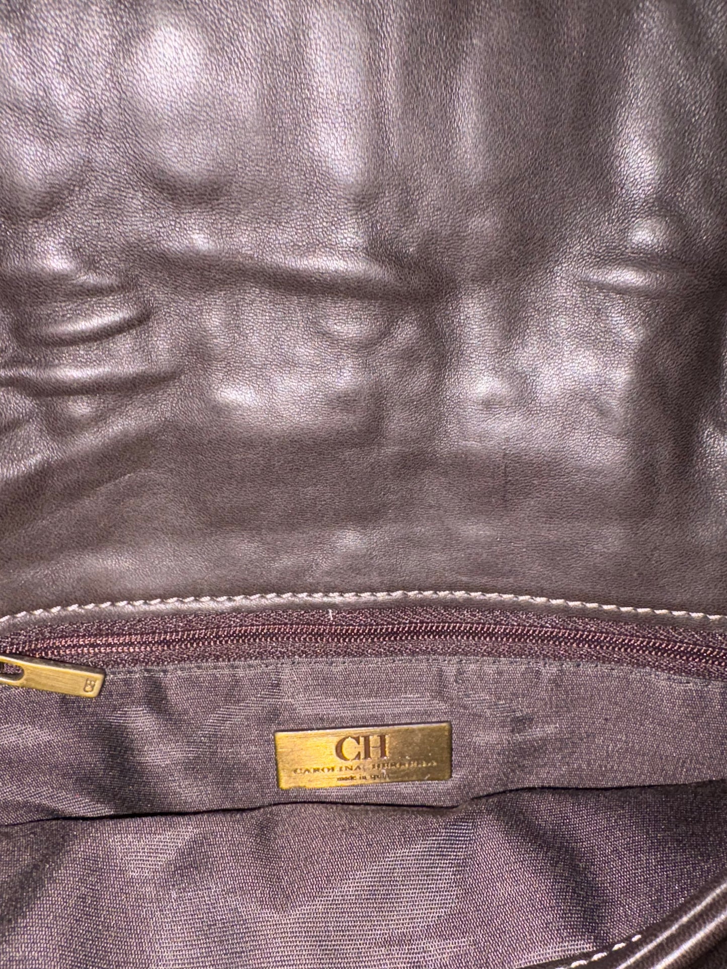 CAROLINA HERRERA. Bolso clutch marrón piel