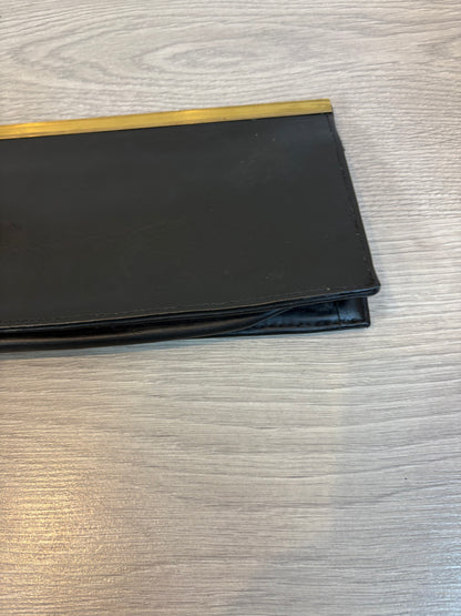 MIMOKI. Cartera de mano negra