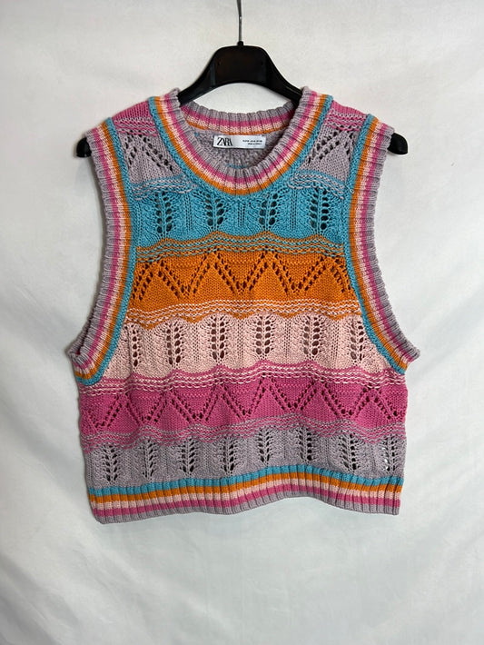 ZARA. Top punto calado colores. T M