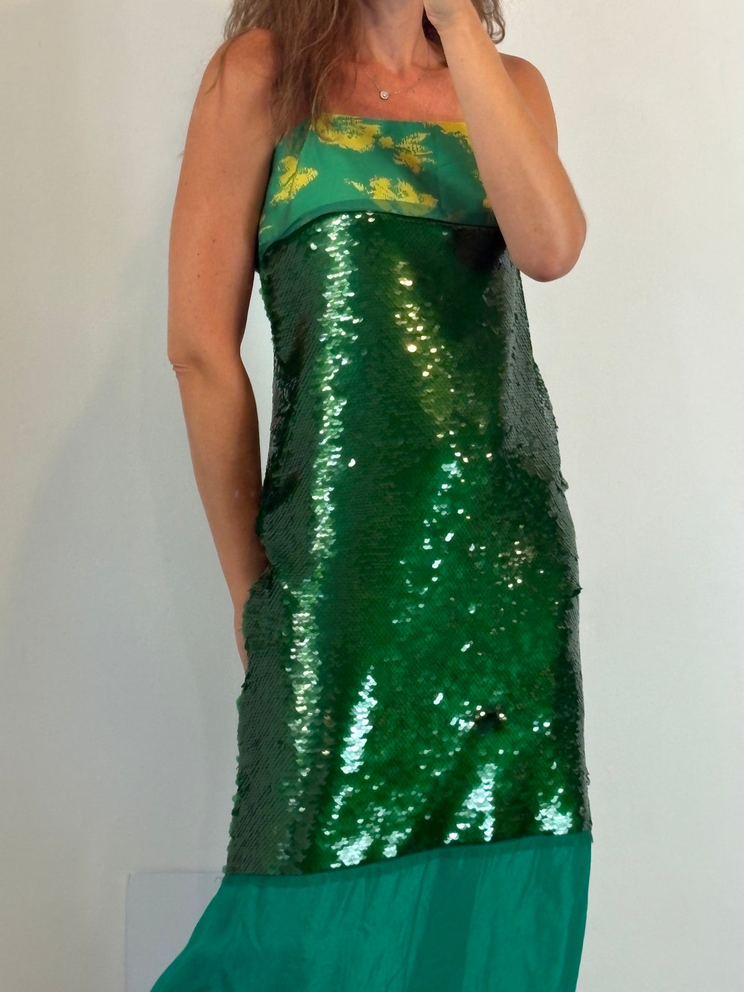 ZARA. Vestido midi lentejuelas. T L