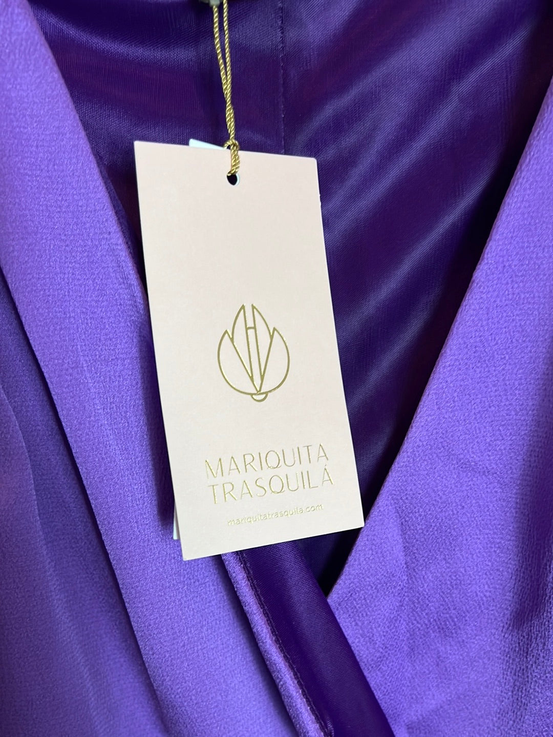 LADYBUG SHEARS. Purple satin blouse with shoulder pads. Size XL