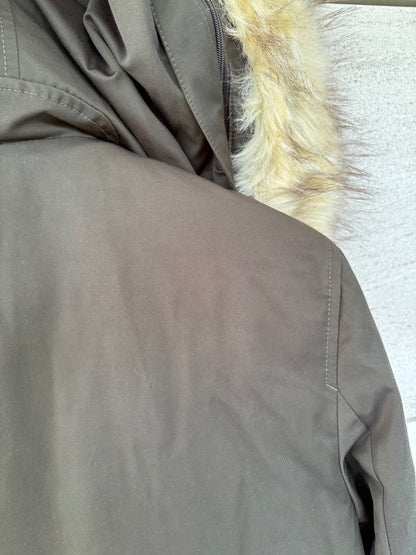 ZARA. Parka acolchada verde capucha. T S