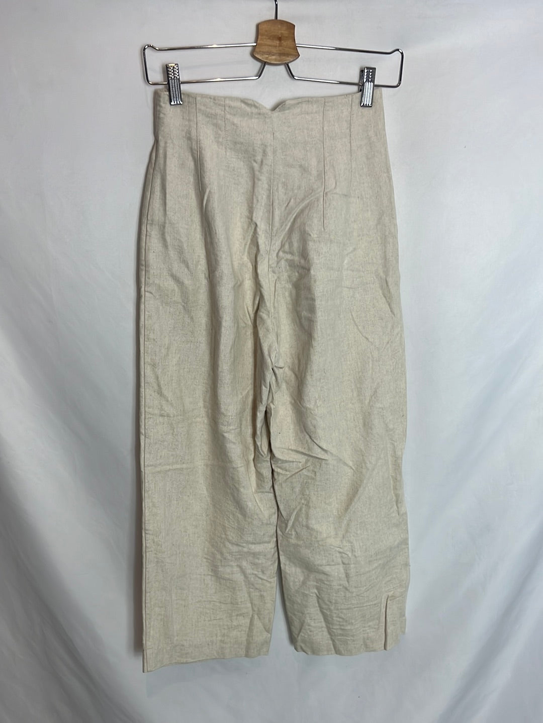 ZARA. Pantalón culote pinzas efecto Lino. T XS