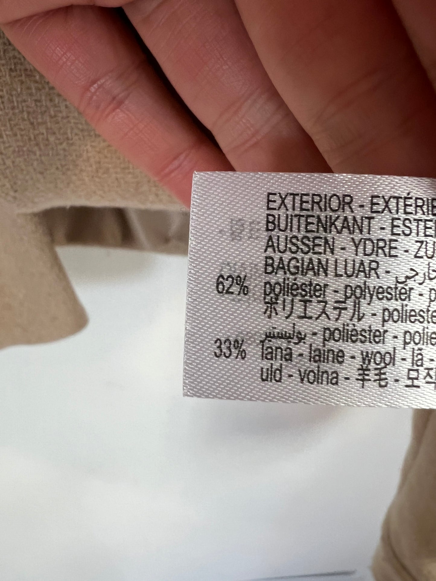 ZARA. Chaqueta beige con lana T.xs