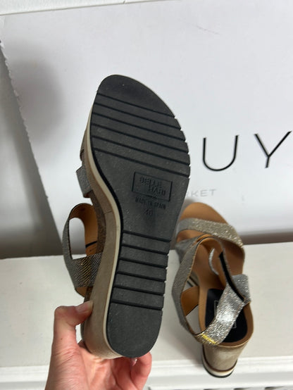 BELLE HARI. Cuñas tiras brillo T.40