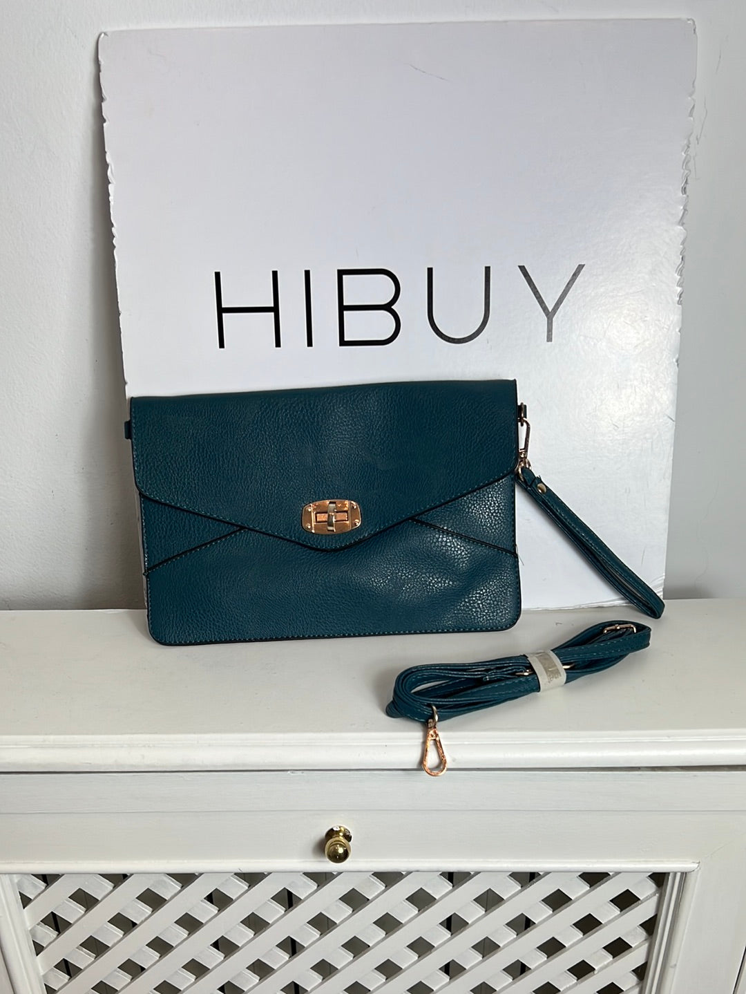 OTRAS. Bolso/cartera azul efecto piel