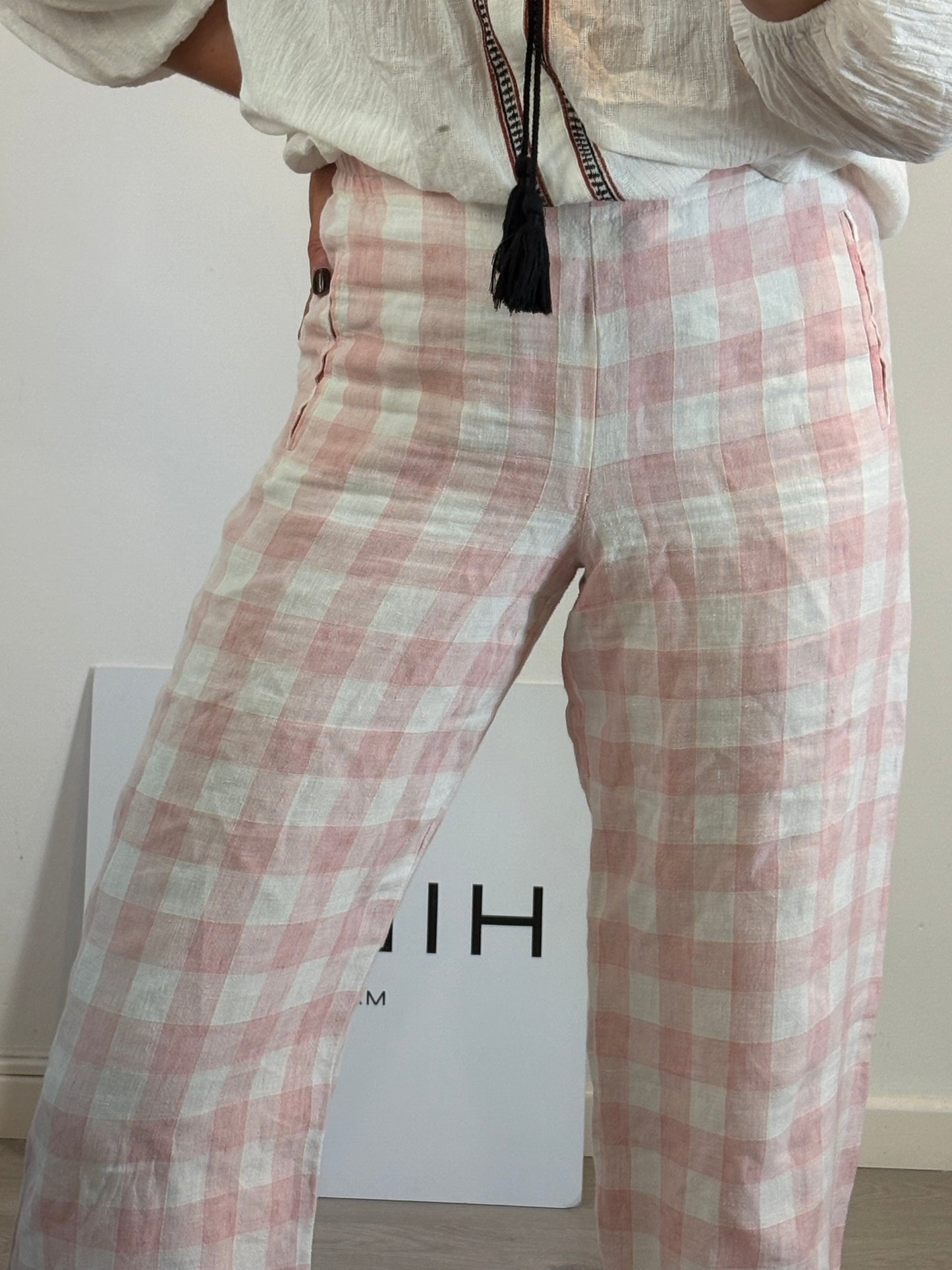 NIU. Pantalón lino cuadros. T S