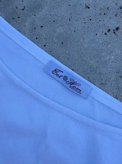 TOT HOM. Camiseta blanca asimétrica