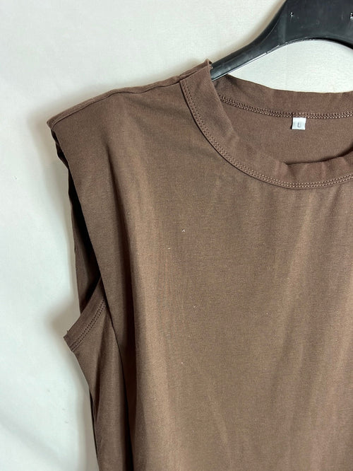 OTRAS. Camiseta marrón sin mangas hombreras . T L