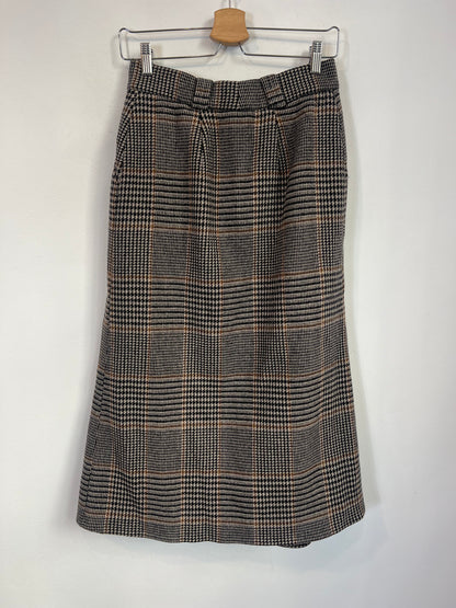 NOMADI DELUXE. Total look con lana pata de gallo. T XS