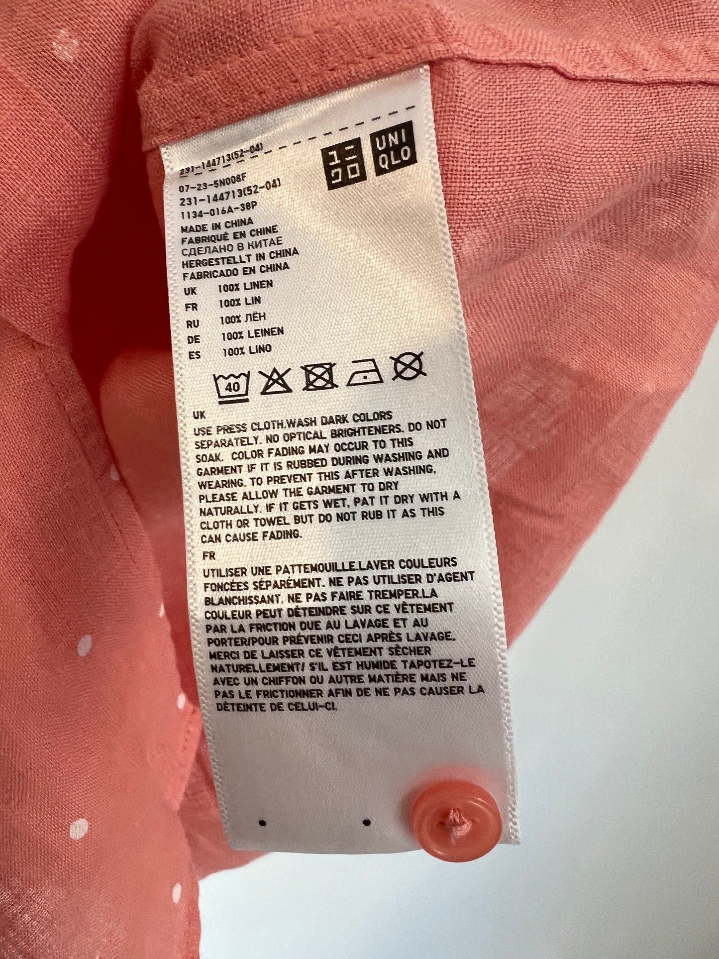 UNIQLO. Polka dot linen shirt. TM