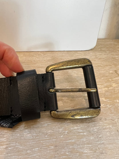 ZARA. Cinturón piel detalle hebilla forrada. T 80