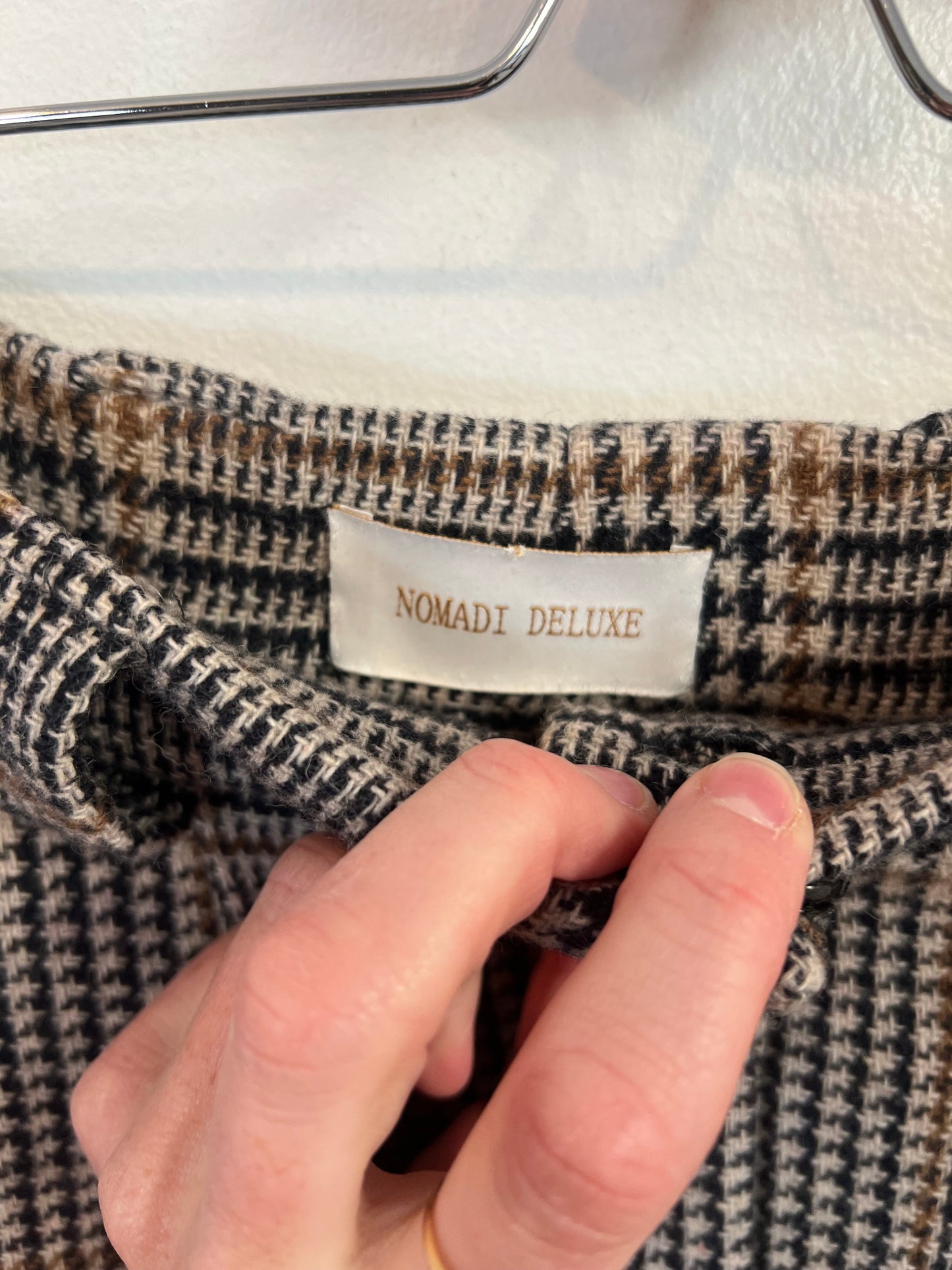 NOMADI DELUXE. Total look con lana pata de gallo. T XS
