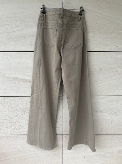MIMAMUNI. Denim ligero pata ancha verde