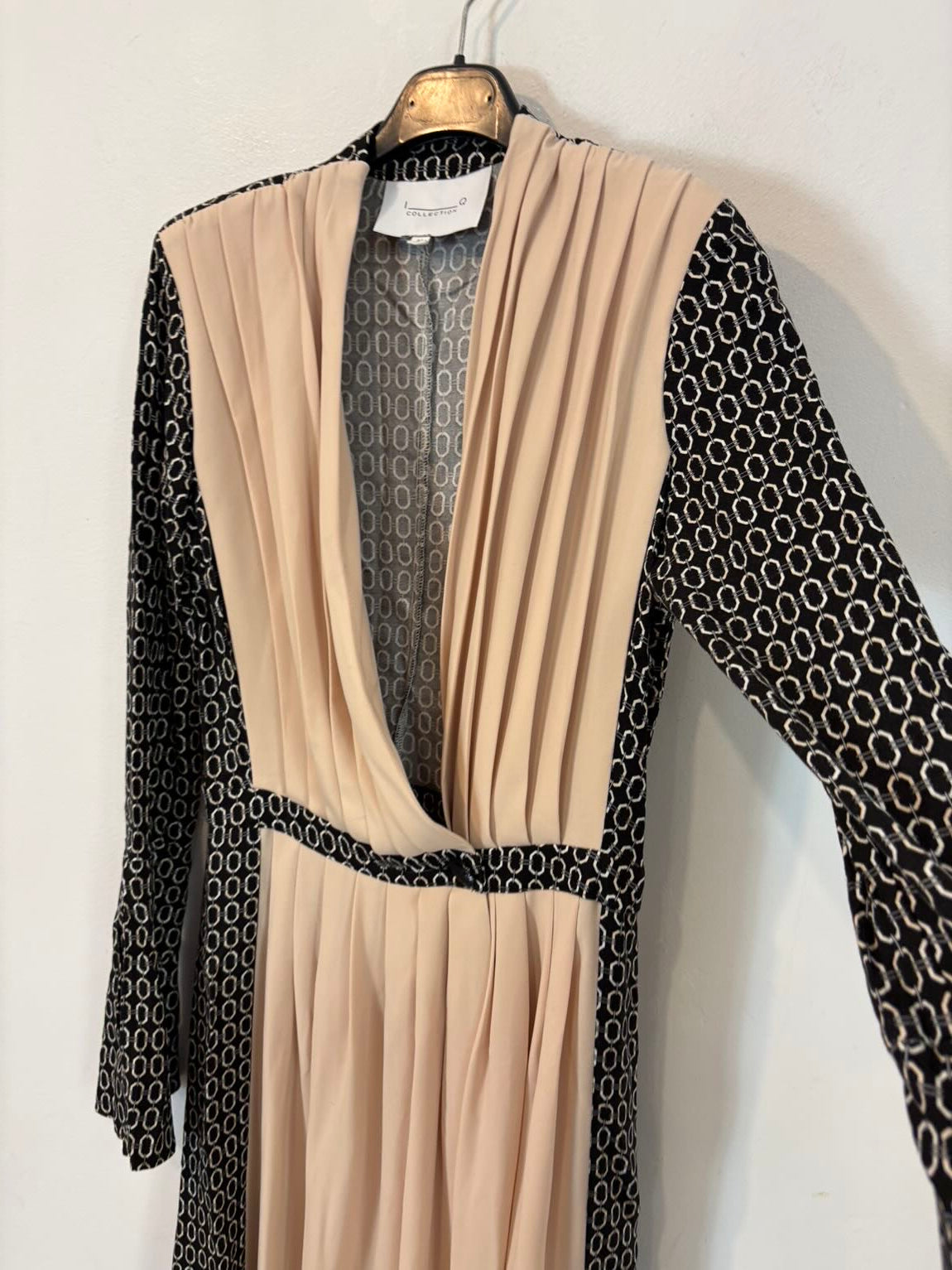 IQ COLLECTION. Vestido largo estampado tablas