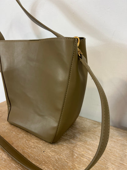 ZARA. Green double-handle bag