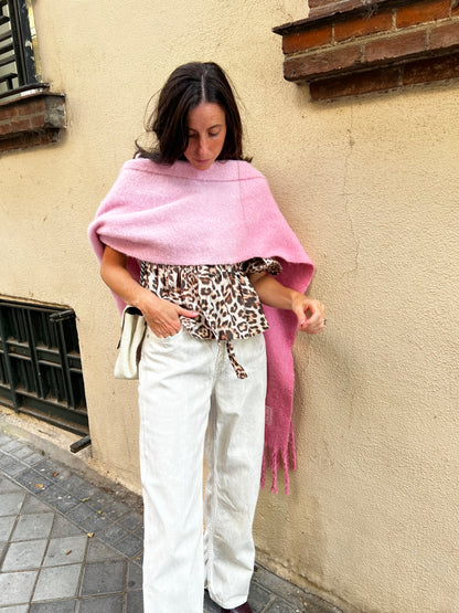 BIMBA Y LOLA. bufanda rosa