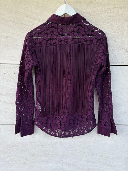 ST STUDIO. Camisa encaje detalle flecos