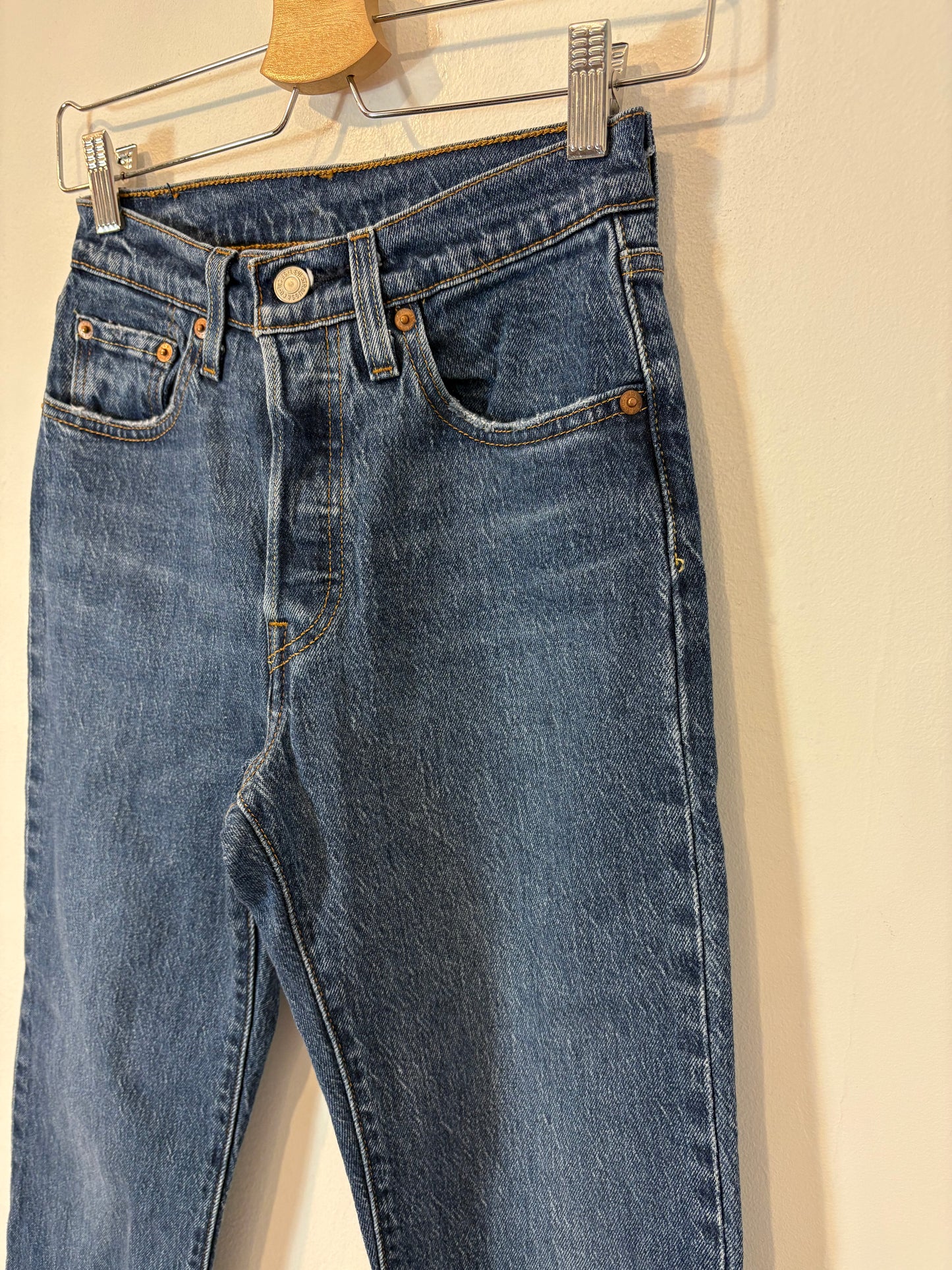 LEVI'S. Denim recto abotonado . T XS