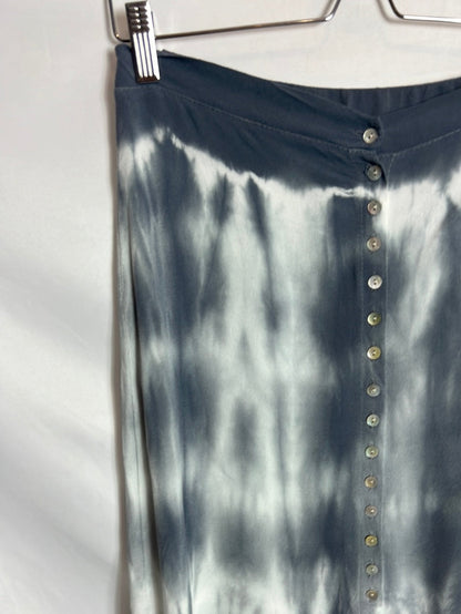 OTHERS. Blue tie-dye midi skirt. TL