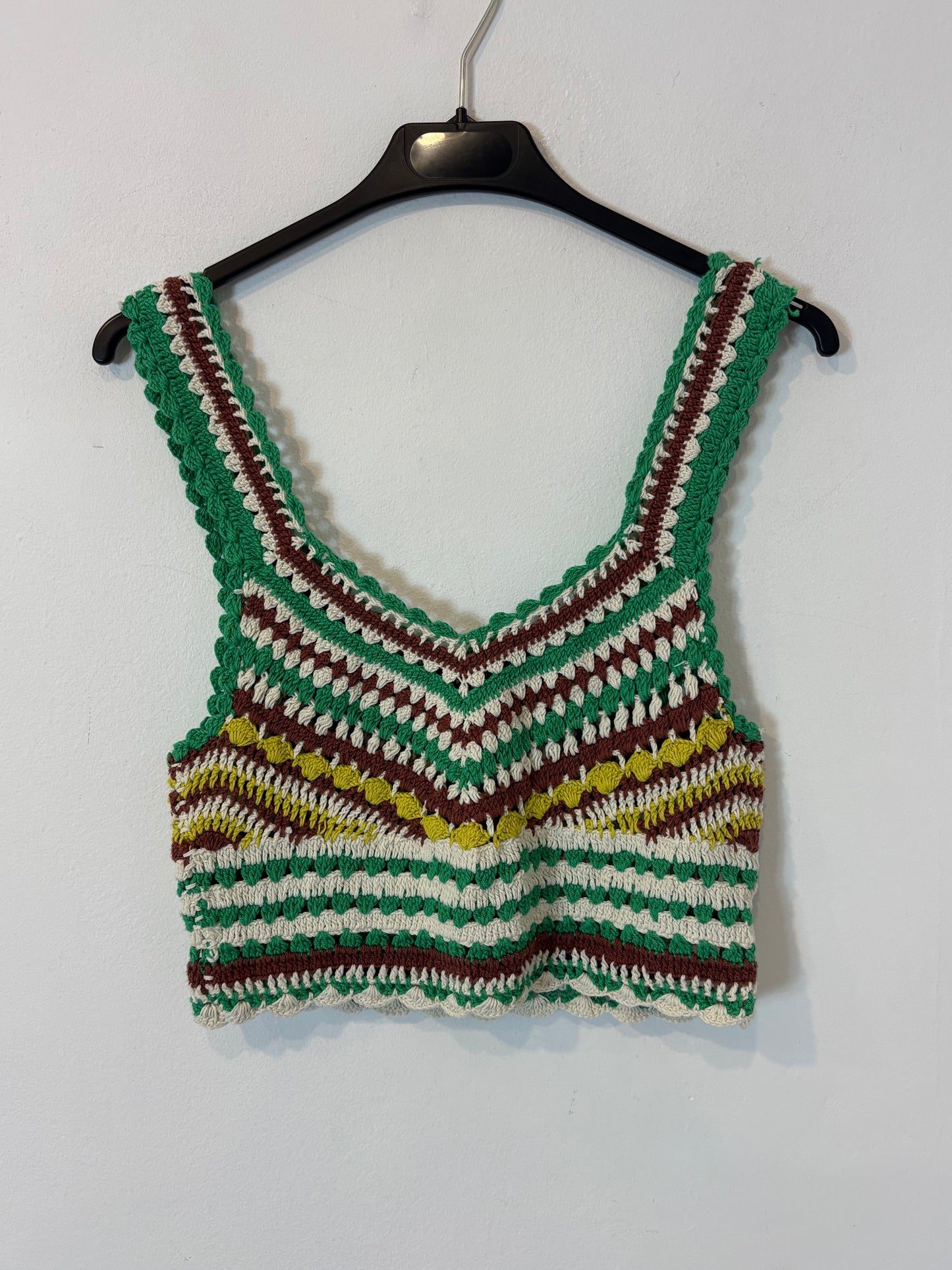 ZARA. Top croché colores. T S