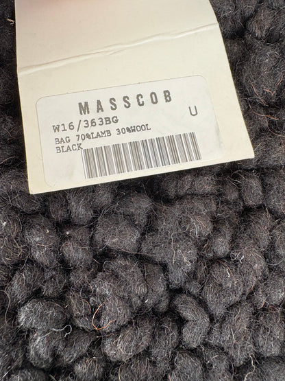 MASSCOB. Bolso piel y lana en negro