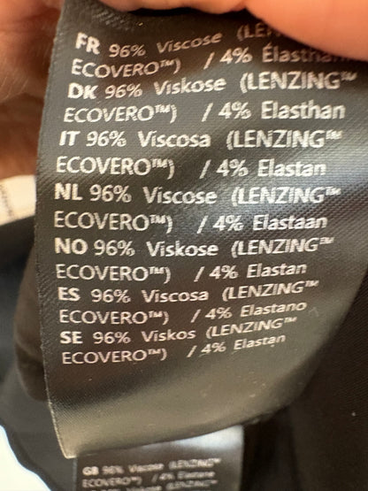 SAMSOE SAMSOE. Blusa negra fluida