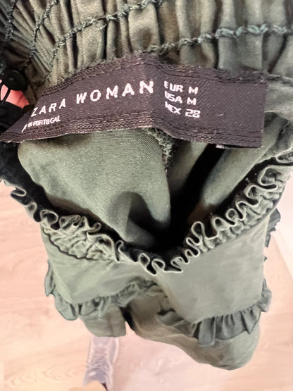 ZARA. Green blouse with Perkins collar. TM