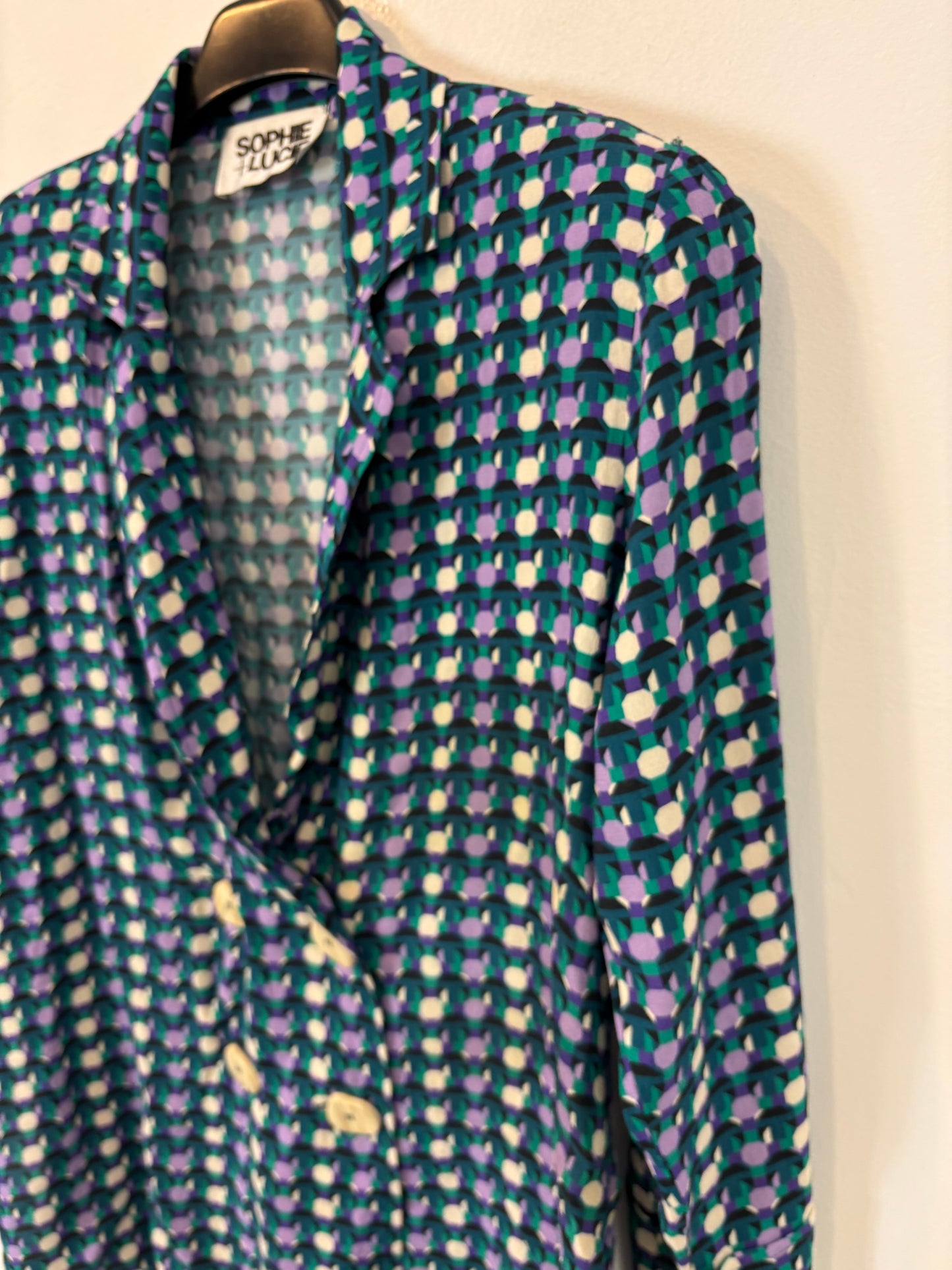 AMEÉ. Sleeveless fringed sweater S.(s)