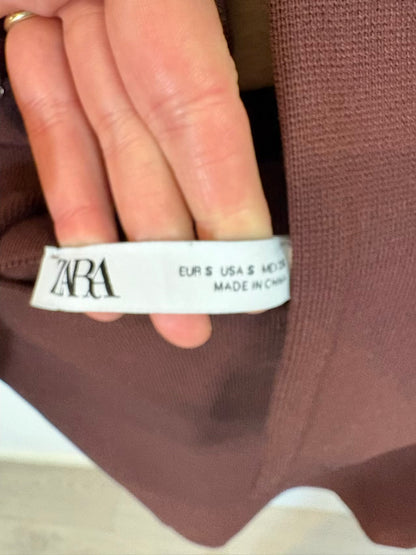 ZARA. Conjunto marrón punto