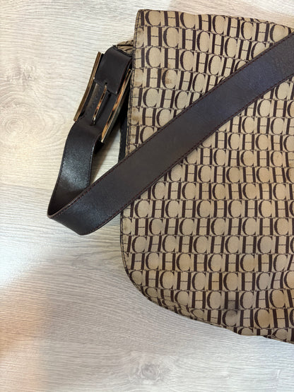 CAROLINA HERRERA. Bolso tela bandolera