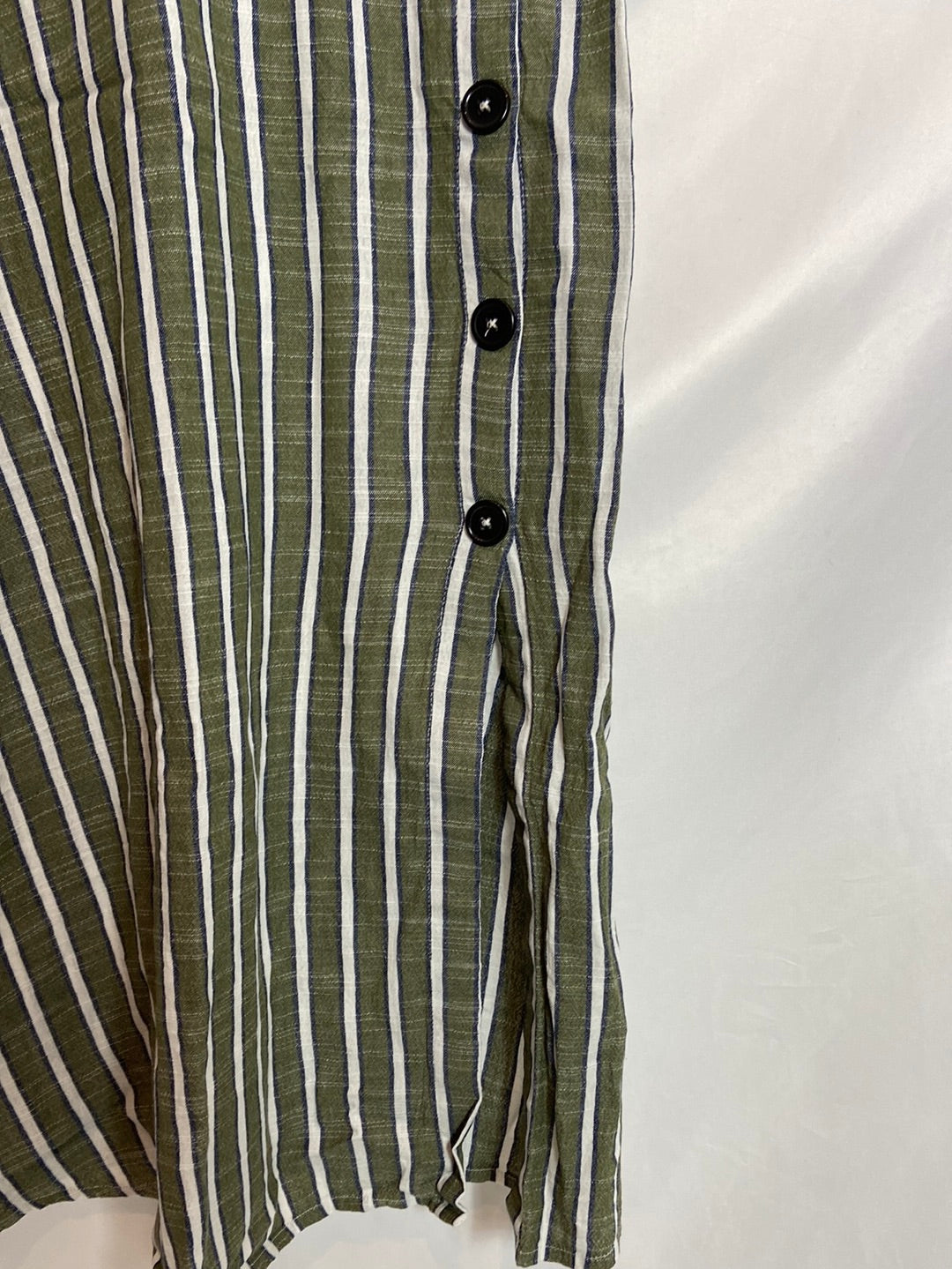 SFERA. Vestido rayas botones apertura. T.S