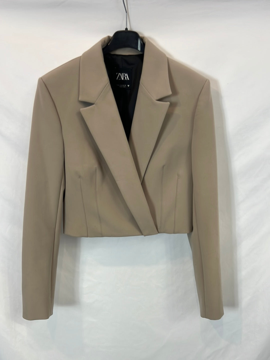 ジャケット・アウター ZARA SRPLS CROPPED BLAZER BEIGE S ZARA. Beige cropped blazer TM – Hibuy market