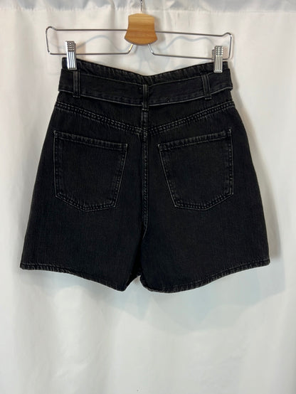ZARA. Black denim shorts with skirt effect. T 36