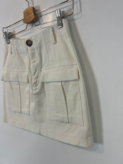 ZARA. falda denim blanca T.s