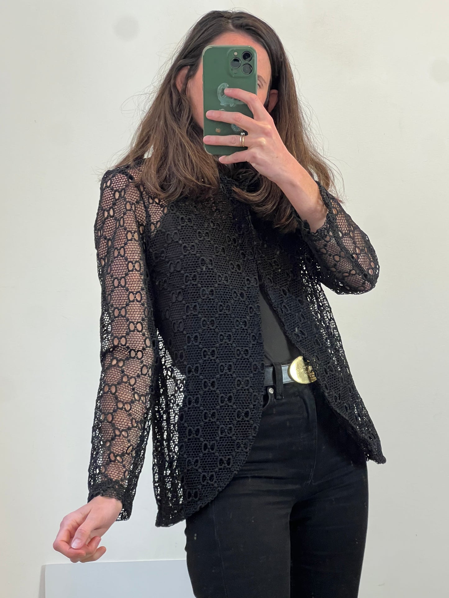 OTRAS. Chaqueta negra troquelada. T S/M