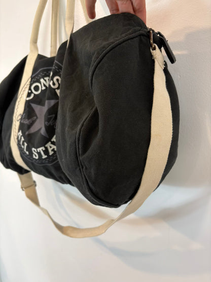 CONVERSE. Bolsa negra de viaje doble asa