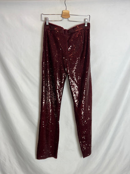 ZARA. Pantalones burdeos lentejuelas. T 36