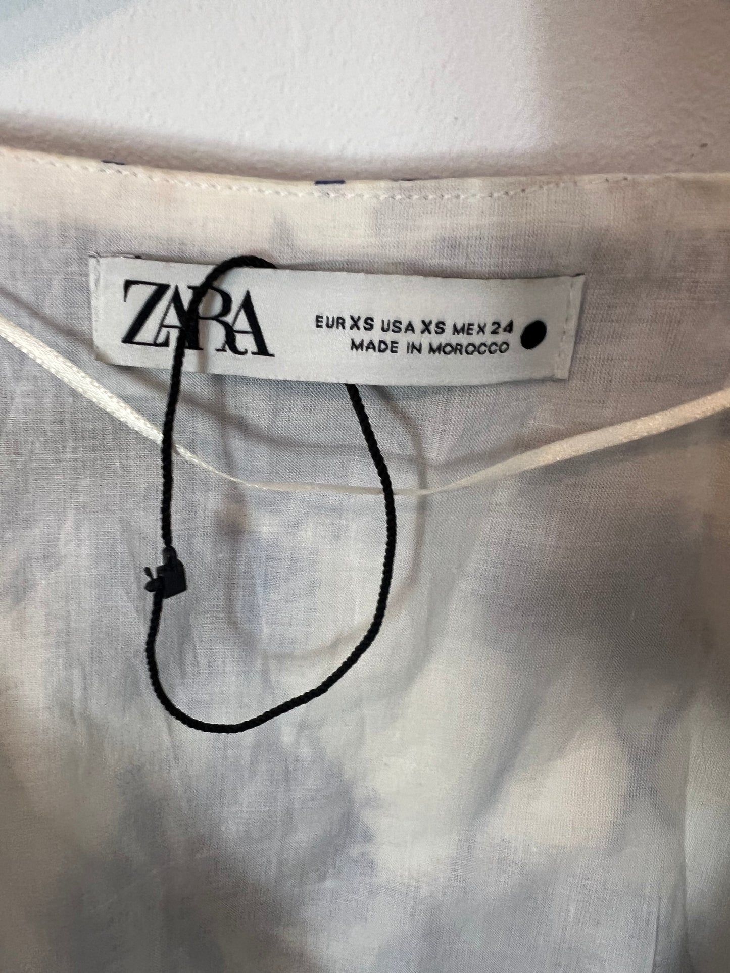 ZARA. Total look falda  y top flores T.xs