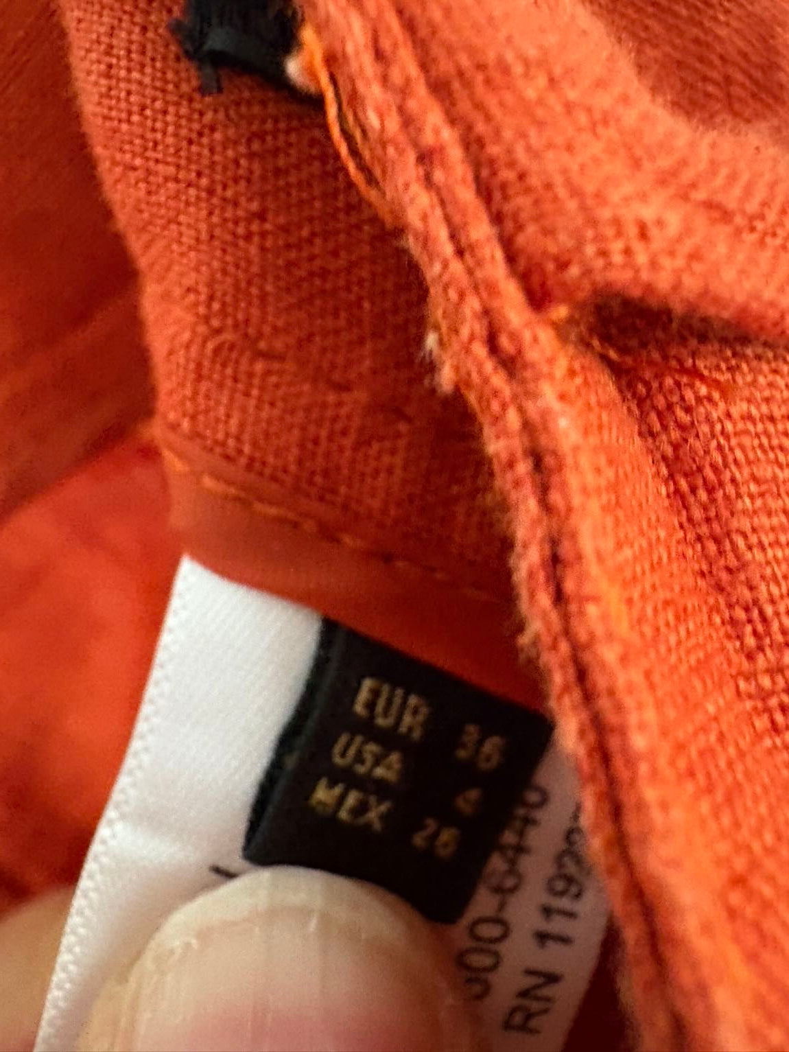 MASSIMO DUTTI. Pantalón lino anaranjado