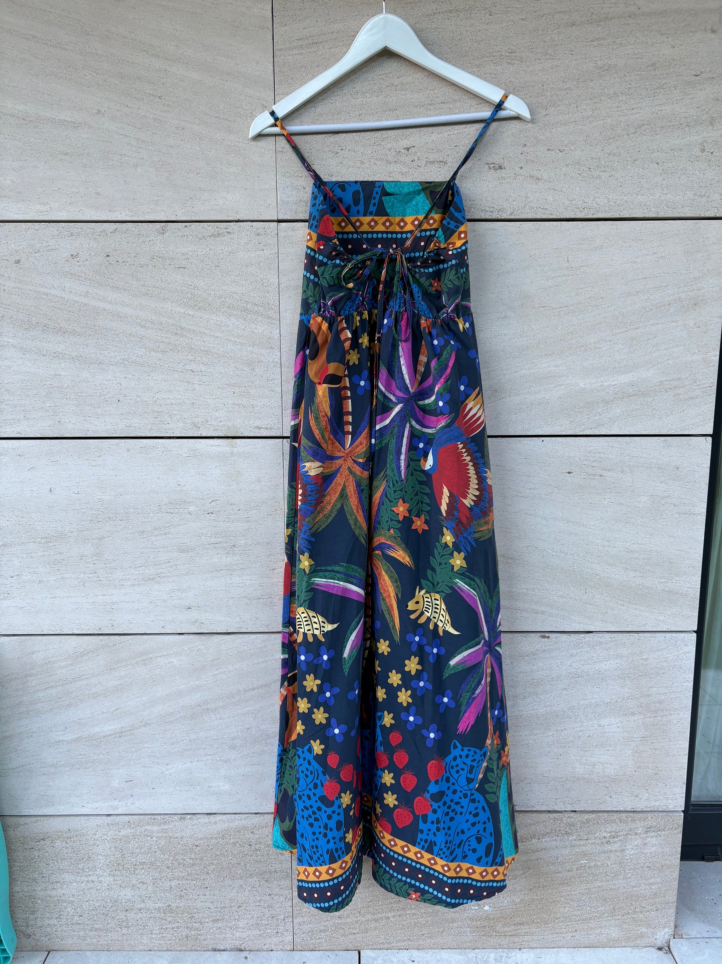 OTRAS. Vestido midi estampado tropical. T S/M