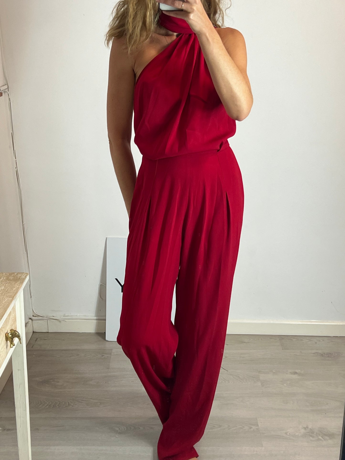 ROBERTO TORRETTA. Mono largo rojo detalle espalda. T M